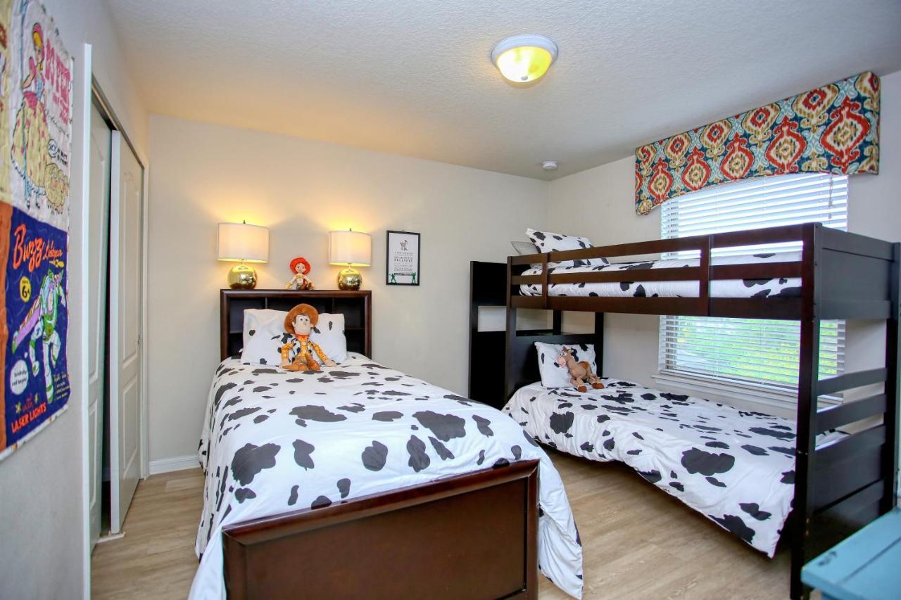 Twin Palms Family Vacation Villa 基西米 外观 照片